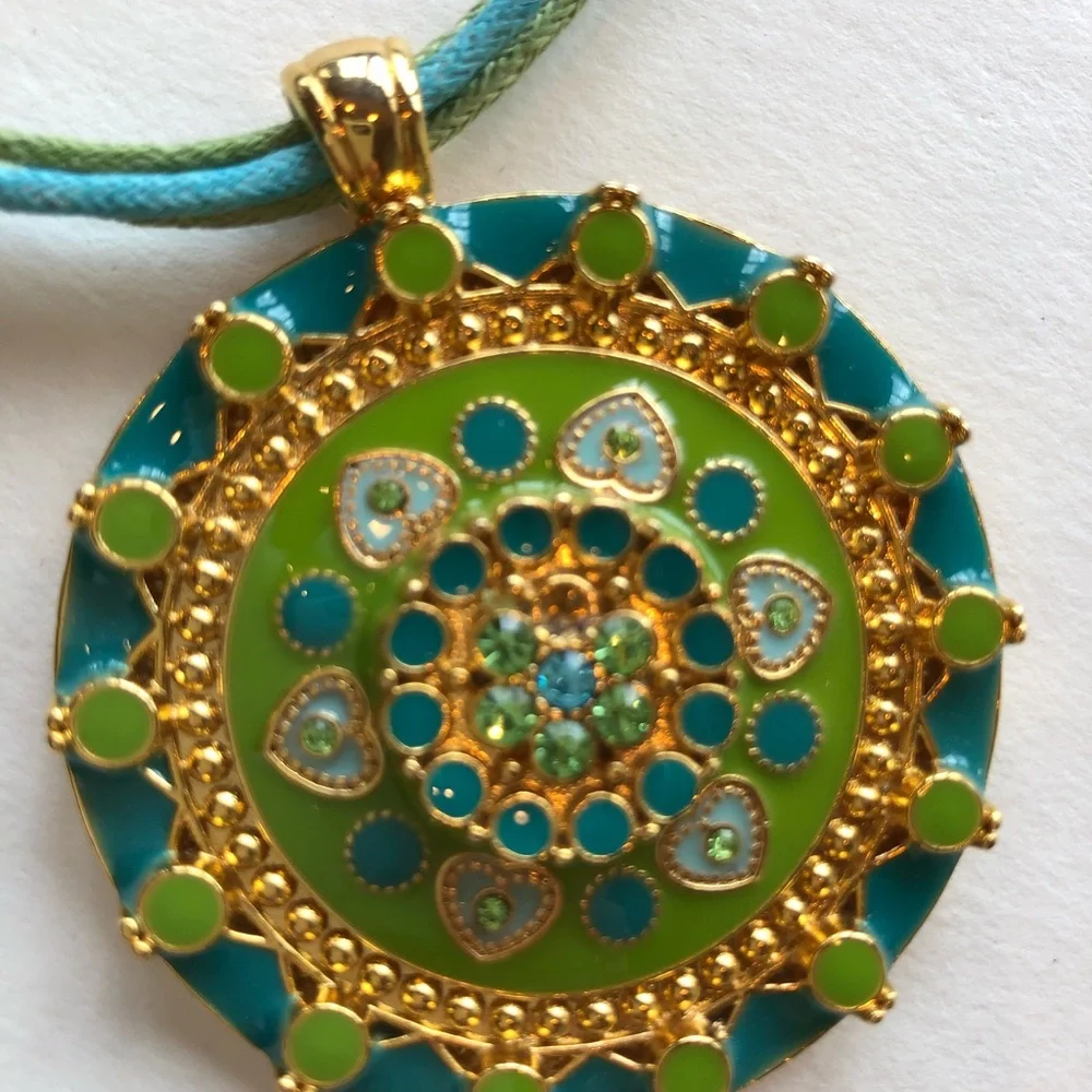 Crystal Studded Pendant‎ Cord Necklace~Earring Set
